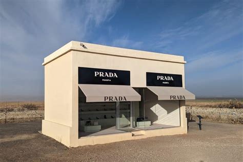 what font is prada marfa|Quirky Attraction: The Prada Marfa Store in the Artsy Town of .